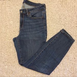 GAP 29R Medium Wash Mid-rise Curvy Denim Legging